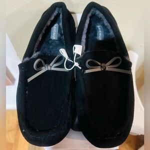 Avenue Black Moccasin Slippers with Bow